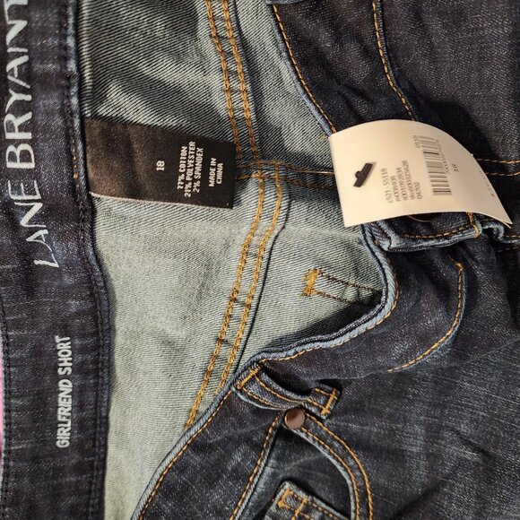 NWT Lane Bryant Girlfriend Fit Jean Shorts - 18W - Picture 4 of 5